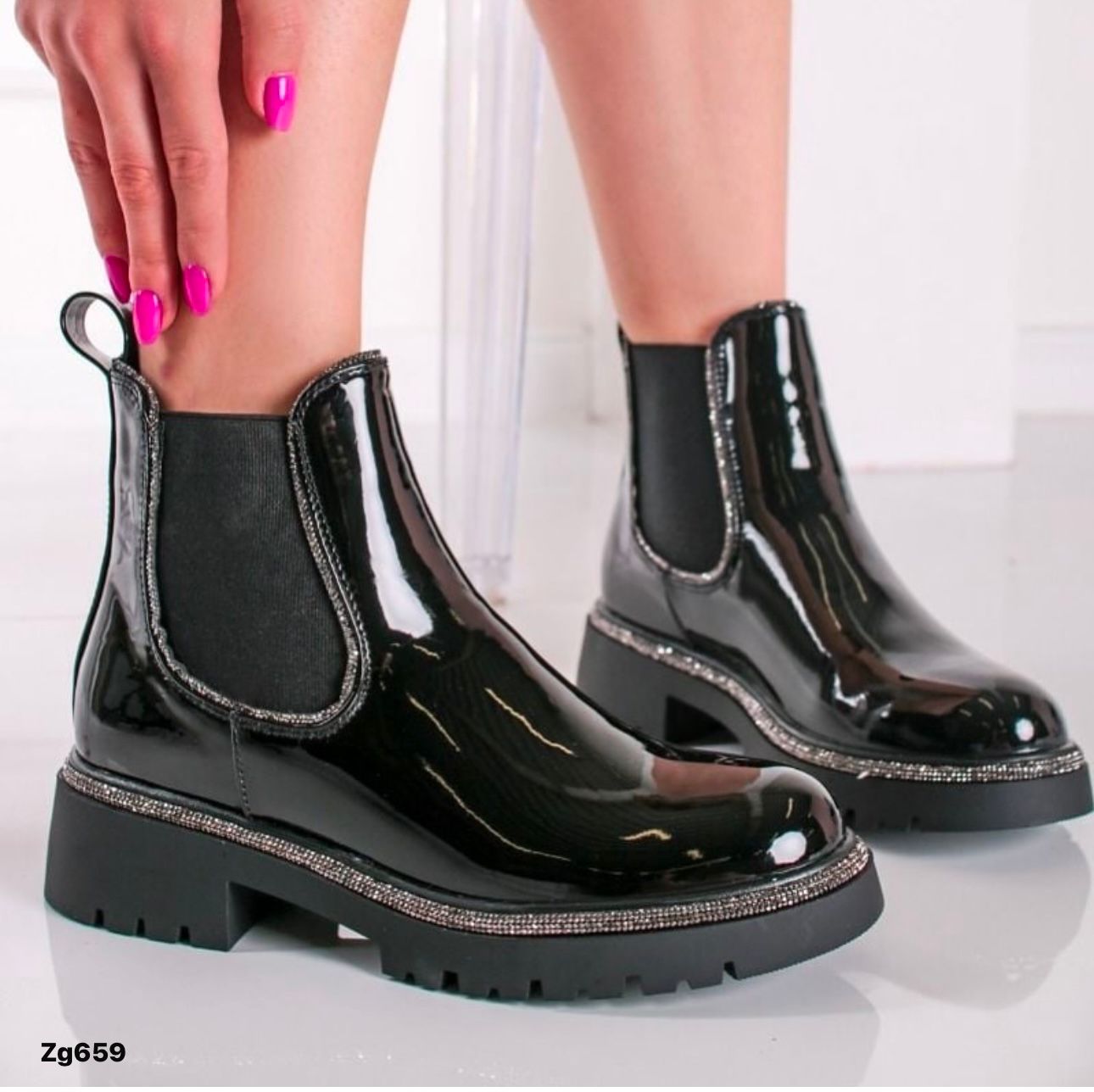 Botin negro charol apliques brillantes borde suela 3cm 9550A-1 C-64